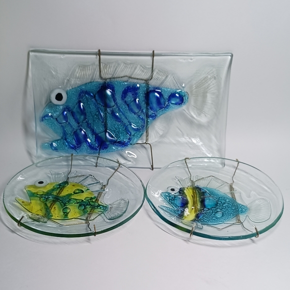 Set of 3 Fused Art Glass Fish 🐟 on Clear Plates Wall Decor - Picture 14 of 15